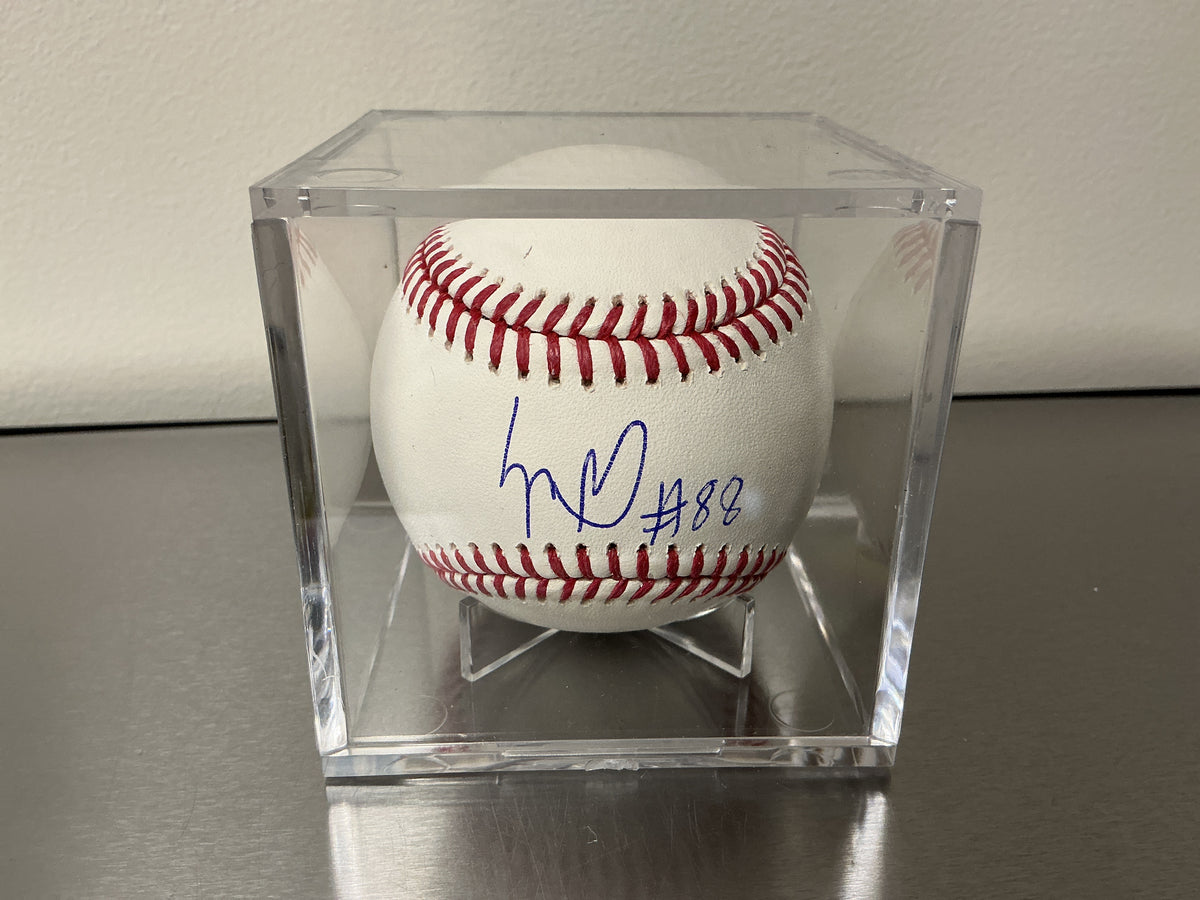 Luis Robert Jr. Autographed OMLB Baseball (BAS COA)