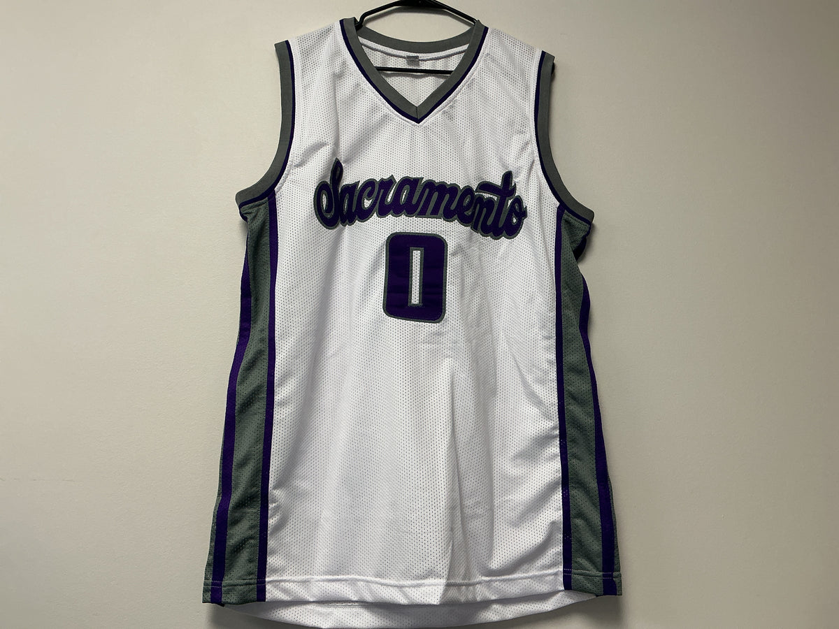 Malik Monk Autographed Custom Kings Jersey (Beckett COA)
