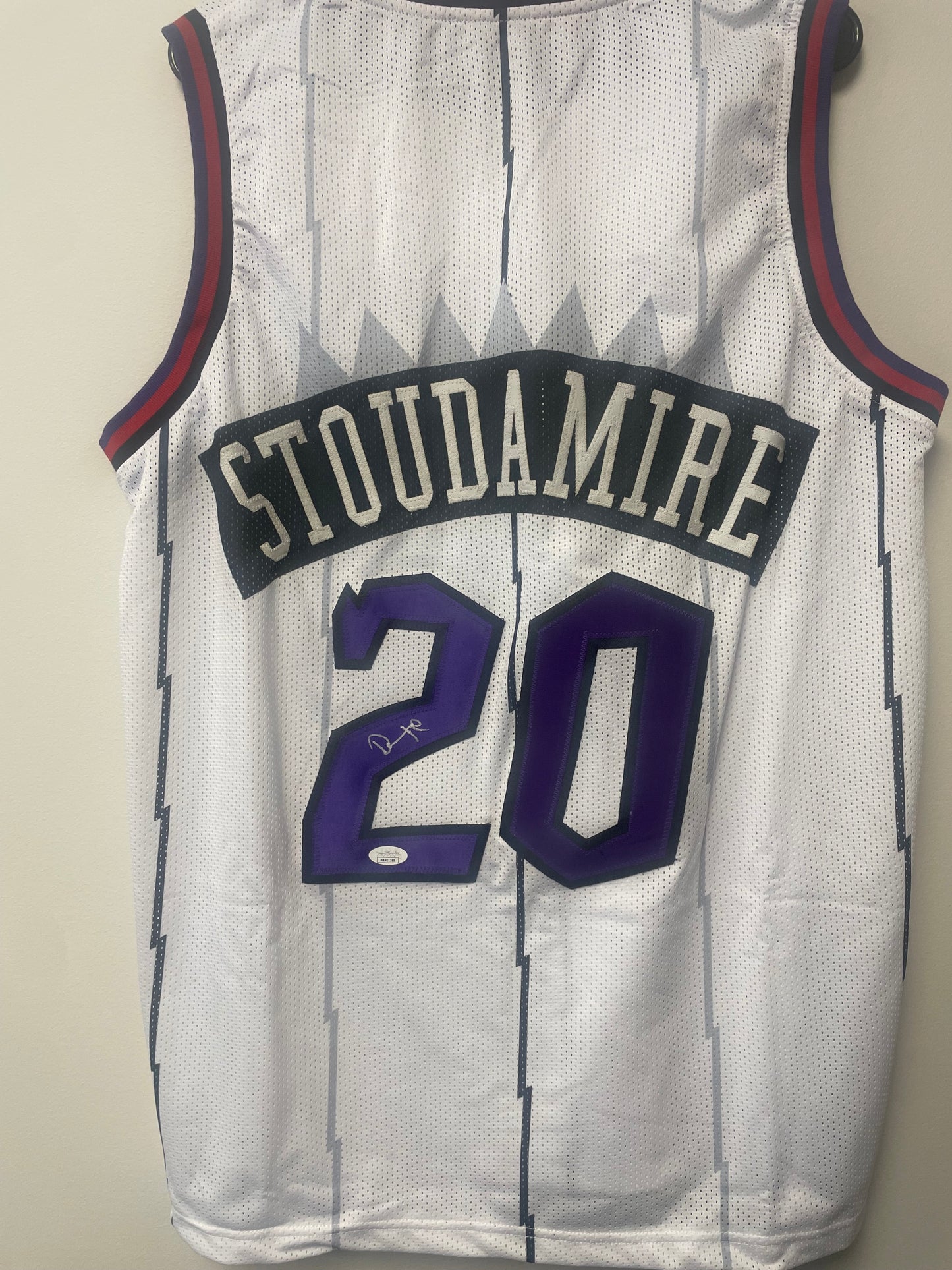 Damon Stoudamire Autographed Custom Jersey